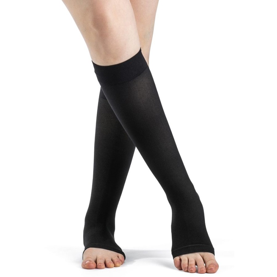 Knee High W/ Silicone Sigvaris | Dynaven Opaque Knee High 20-30 Mmhg, Open Toe W/ Silicone Top